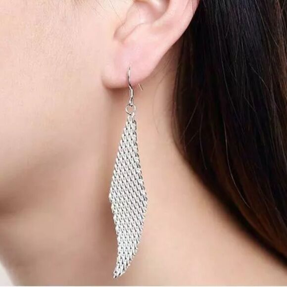 The Disco Queen Mesh Tibetan Silver trapezoid drop earring. - Picture 3 of 4